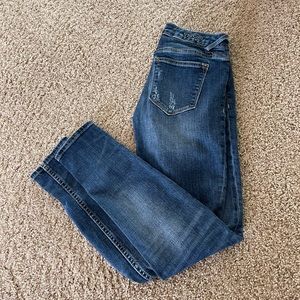 Vigoss jeans. Skinny. Medium/dark wash. Waist 25 length 29.